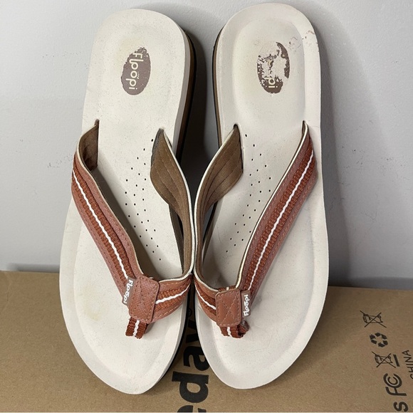 FLOOPI Set of 3 Women’s Size 10 Flip Flops - Picture 4 of 5